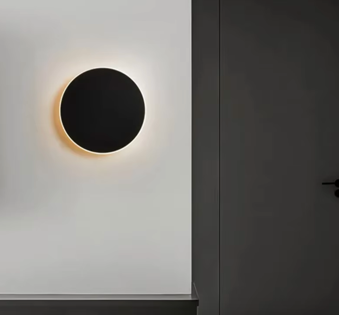 EdgeAura LED-Wandleuchte – Licht nach oben und unten