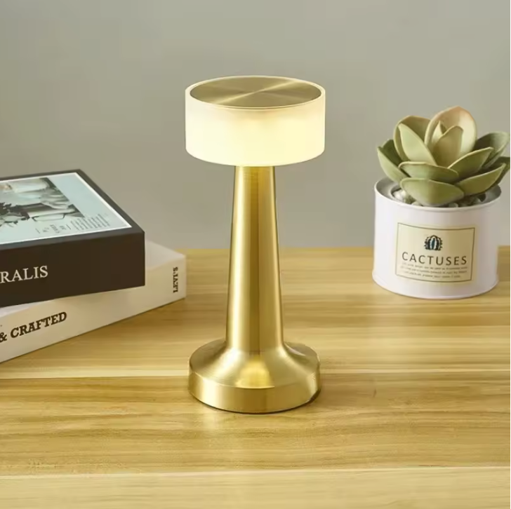 LuxeTable LED-Tischleuchte – Wiederaufladbar