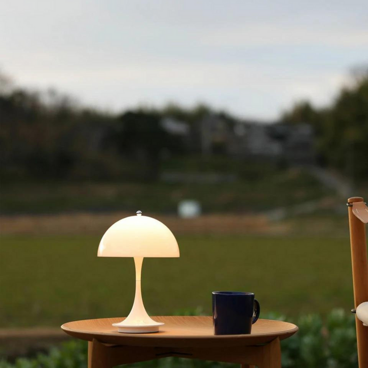 EclatéAura LED-Tischleuchte – Wiederaufladbar
