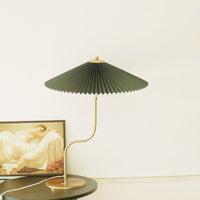 HaloShade LED-Tischleuchte – USB-Anschluss
