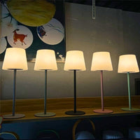 LED-Tischleuchte – Kabellos