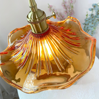 Blumen-Pendelleuchte – Glas