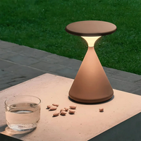 Lunare LED-Tischleuchte – Wiederaufladbar