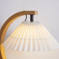 Caprani Tischleuchte – Holz