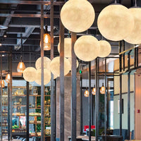 Mond-LED-Pendelleuchte – Ausgewähltes Lichtdesign