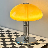 Pilz Tischleuchte – Bauhaus-Stil