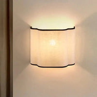French LED-Wandleuchte – Stoffschirm