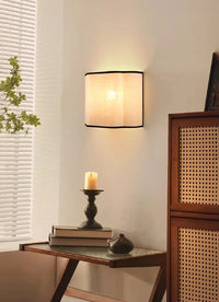 French LED-Wandleuchte – Stoffschirm