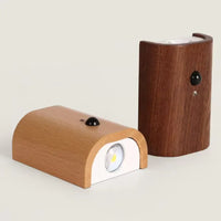 NordVale LED-Wandleuchte – Holz