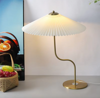 HaloShade LED-Tischleuchte – USB-Anschluss