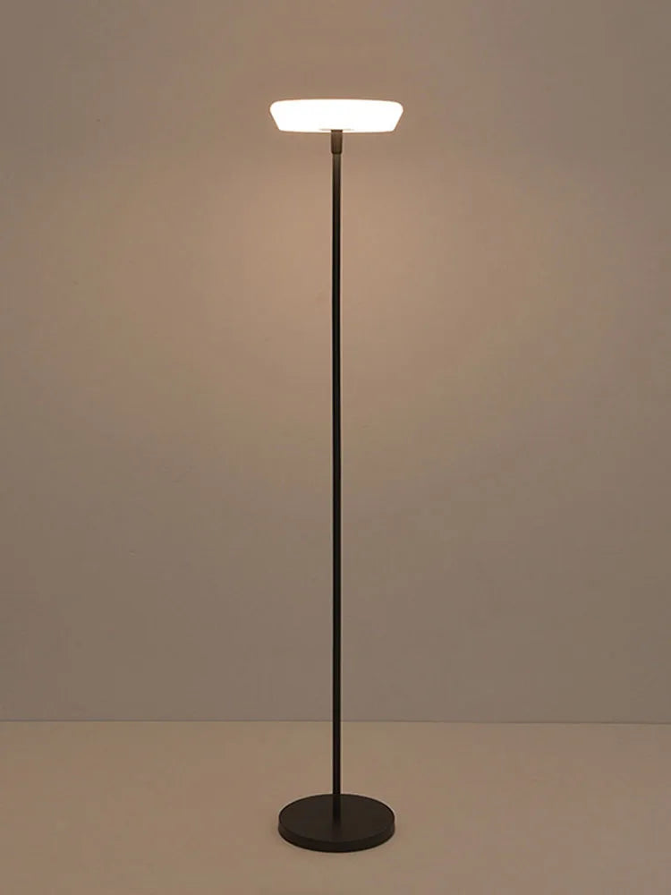 Solenva LED-Stehleuchte – Wiederaufladbar