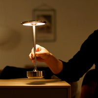 Luminous LED-Tischleuchte – Wiederaufladbar
