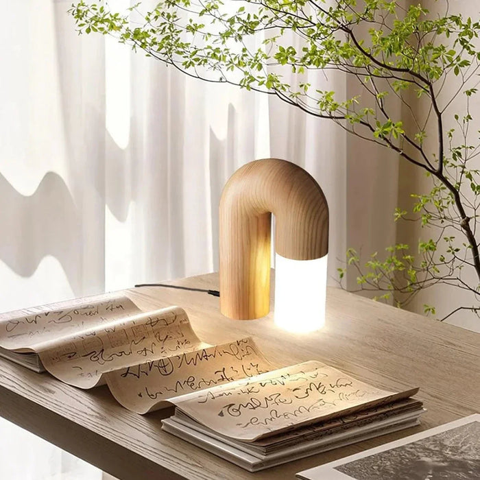 ArcForma Tischleuchte – Holz