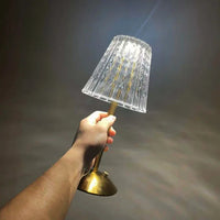 Pilz-LED-Tischleuchte – Ausgewähltes Lichtdesign