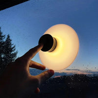 LED-Außenleuchte – Wiederaufladbar